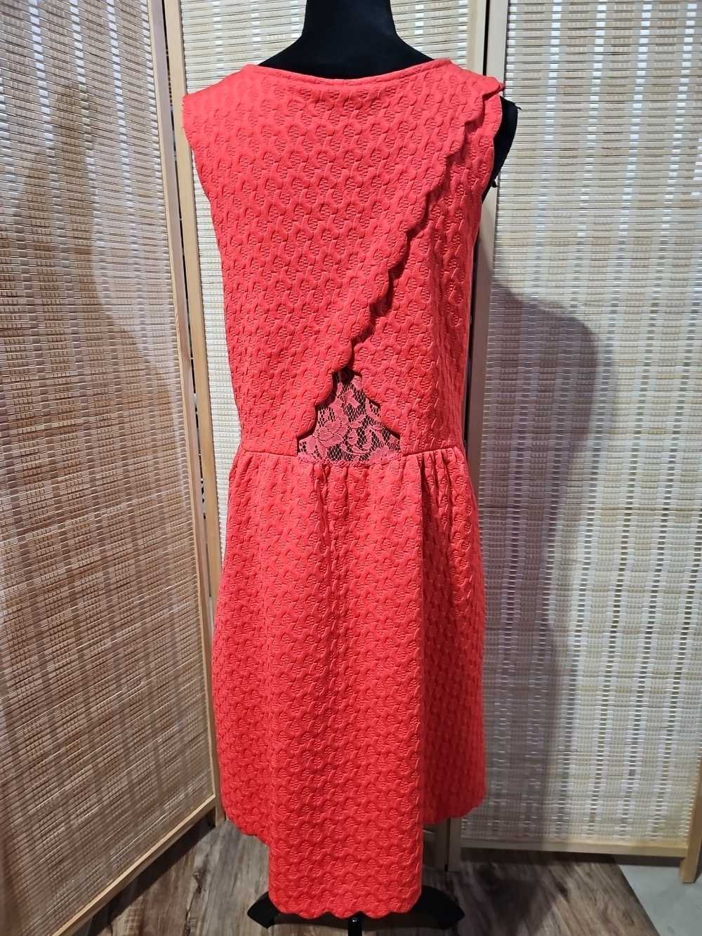 Maeve Anthropologie Dress XL Coral Red Textured Fit Flare Scalloped Back Lace